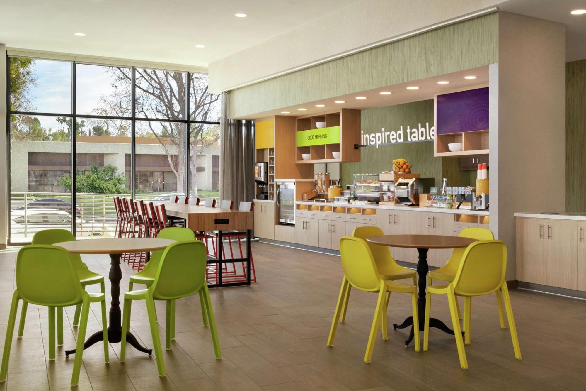 Home2 Suites By Hilton Woodland Hills Los Angeles Luaran gambar