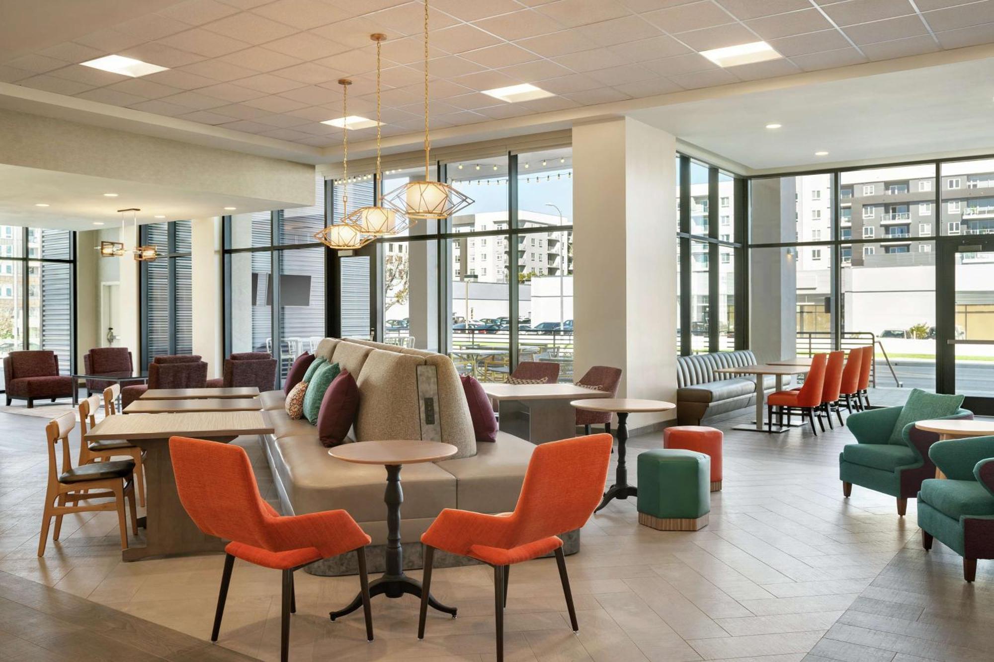 Home2 Suites By Hilton Woodland Hills Los Angeles Luaran gambar