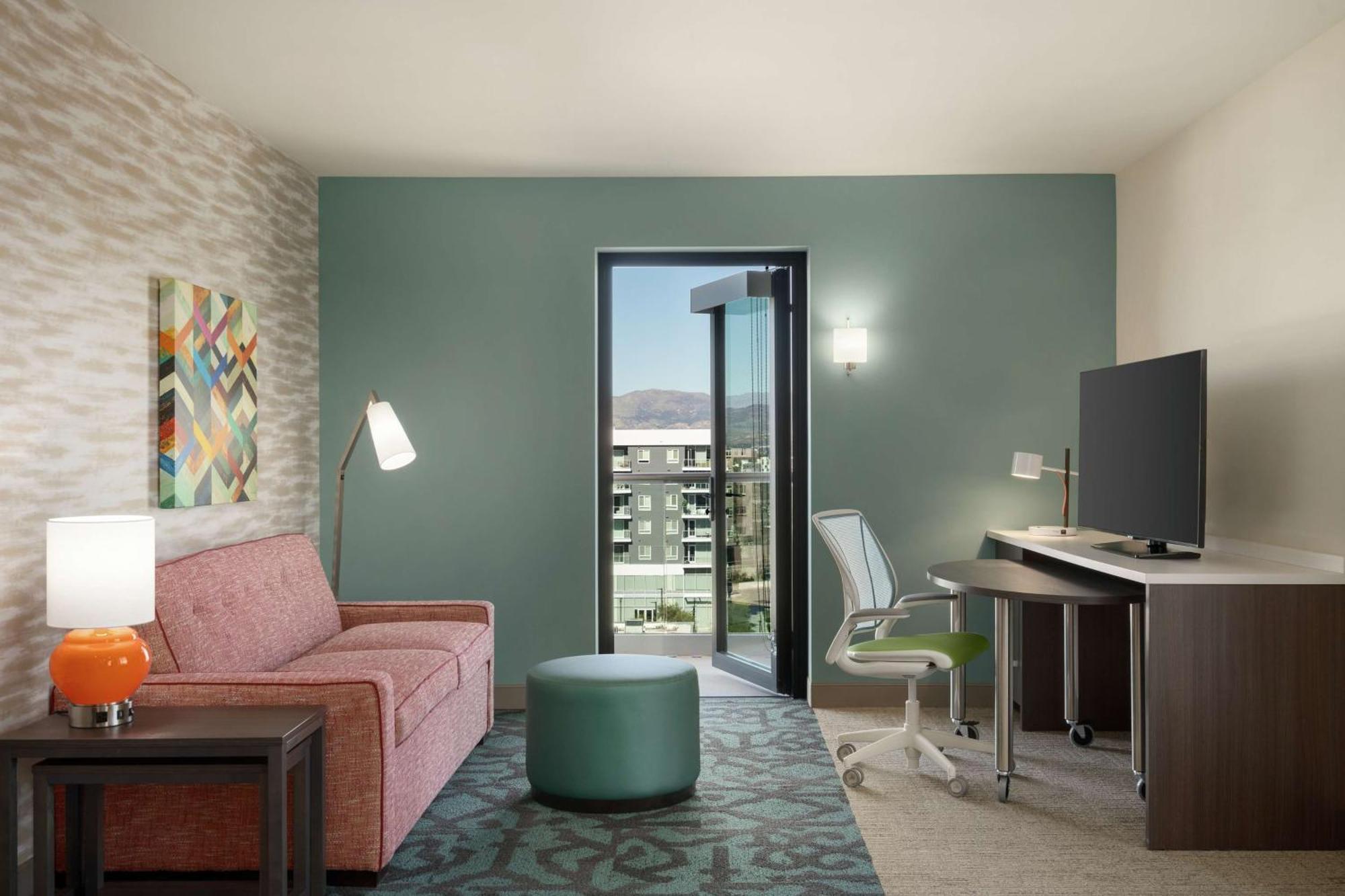 Home2 Suites By Hilton Woodland Hills Los Angeles Luaran gambar